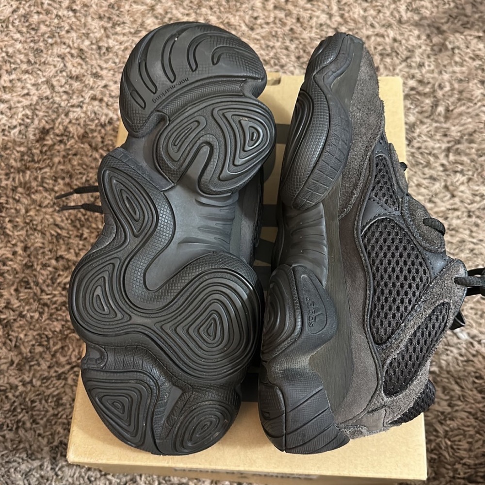 Yeezy 500 - image 3